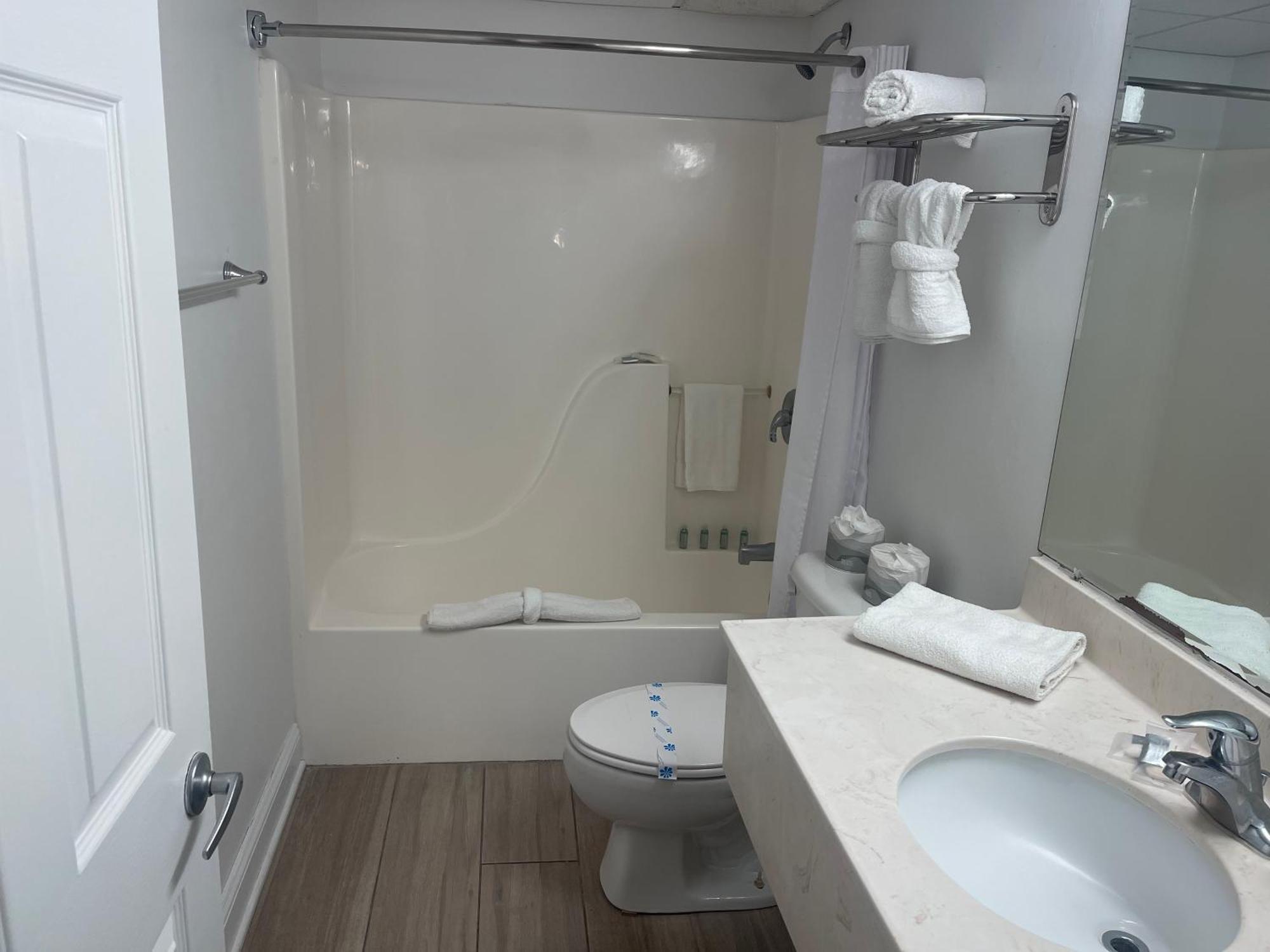 נורת' וויילדווד Montego Bay Resort מראה חיצוני תמונה